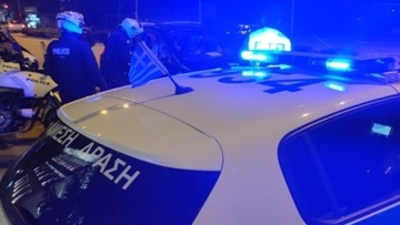 Ρόδος: Συνελήφθησαν τρία άτομα (οι δύο ανήλικοι)  που κυκλοφορούσαν με μαχαίρια