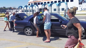 Ρόδος: Ικανοποιημένοι για την κίνηση  οι ταξιτζήδες του νησιού