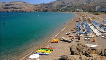 Διαμαρτυρία των οδηγών τουριστικών λεωφορείων για τα Βληχά Λίνδου