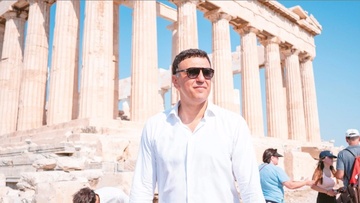 Βασίλης Κικίλιας: Κάθε εβδομάδα έρχονται ένα εκατομμύριο τουρίστες