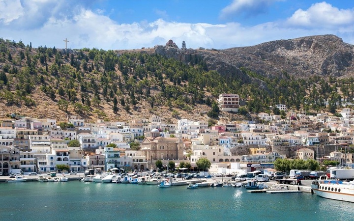 Το όμορφο λιμάνι της Καλύμνου