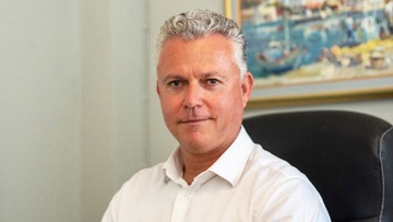 Την εκ νέου υποψηφιότητά του ανακοίνωσε ο δήμαρχος Λειψών Φώτης Μάγγος