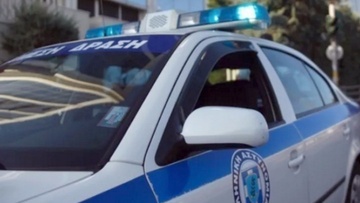 Ρόδος: Κατηγορείται ότι έβαλε κάμερα στο δωμάτιο των κοριτσιών της συντρόφου του