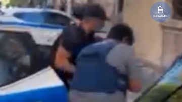 Προσωρινά κρατούμενοι κρίθηκαν πατέρας και γιος που κατηγορούνται για τη δολοφονία του 46χρονου εργολάβου