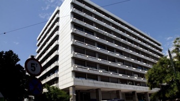 Mπόνους 600 εκατ. στα έσοδα από τον τουρισμό