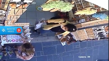 Ρόδος: Δεν υπολόγισαν τις κάμερες οι... μακροχέρες τουρίστριες – Δείτε πως ξαφρίζουν εμπορεύματα από τα καταστήματα