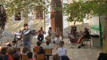 Μουσικό πρωινό στην Αστική Σχολή Ρόδου (14ο Δημοτικό Σχολείο)