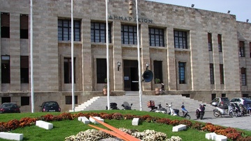 Καλούνται σε συνάντηση οι παρατάξεις Χατζηδιάκου και Κουσουρνά για νέο αρχηγό