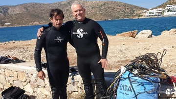 Λειψοί: Καταδύσεις και εθελοντικός καθαρισμός του βυθού με τη συμμετοχή του δημάρχου 