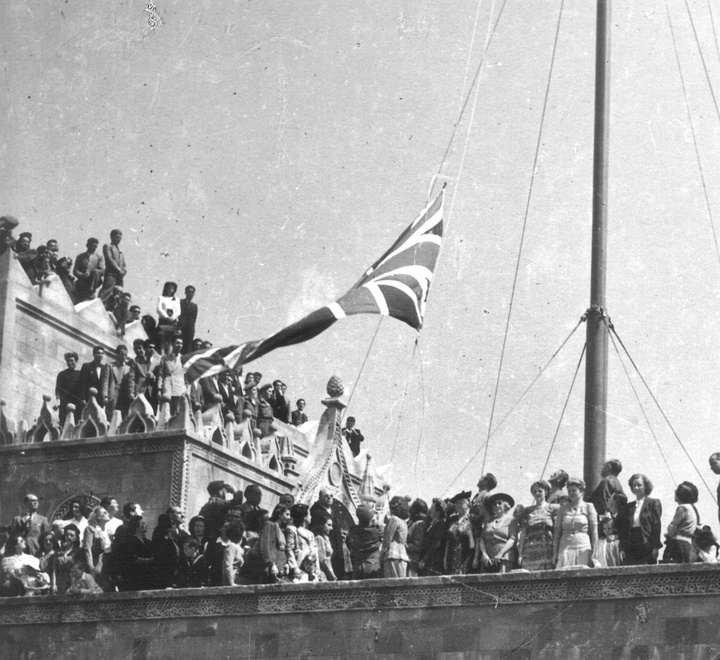 31.3.1947, ώρα 12η. Υποστολή της αγγλικής σημαίας.  Αλησμόνητη στιγμή…