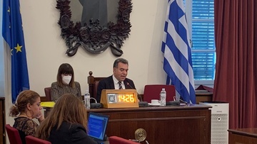 Με πρωτοβουλία του Μάνου Κόνσολα έρχεται προς συζήτηση το δημογραφικό πρόβλημα της χώρας στην Επιτροπή Περιφερειών της Βουλής