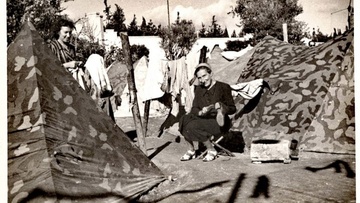Σελίδες Ιστορίας… Το στρατόπεδο συγκεντρώσεως στο Στάδιο το 1940, η φοβερή ιστορία των 512  προσφύγων του “Pentcho” που έζησαν με τους Sudditi Sospetti-Ροδίτες