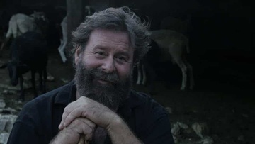 Κ. Σαββιδάκης: Kάθε ρόλος και κάθε παράσταση έχει τη δική του ομορφιά