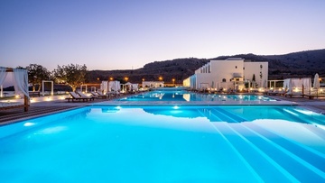 Plus Hotels: Προσλήψεις προσωπικού όλων των ειδικοτήτων για την νέα σεζόν