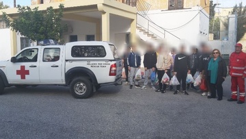 Συγκέντρωσαν τρόφιμα οι μαθητές του 3ου Λυκείου Ρόδου