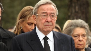 Στις 16 Ιανουαρίου η κηδεία του τέως βασιλιά Κωνσταντίνου στη Μητρόπολη