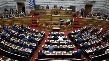 Κ. Σφυρίου: Η μομφή απορρίφθηκε-oι υποκλοπές παραμένουν...
