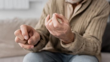 Πάρκινσον: Ποιο είναι το πρώτο σημάδι της νόσου