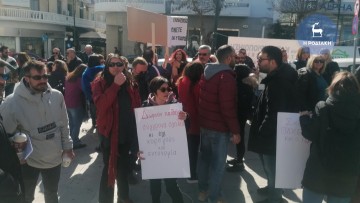 Με μεγάλη συμμετοχή πραγματοποιείται αυτή την ώρα το πανεκπαιδευτικό συλλαλητήριο στη Ρόδο (βίντεο)
