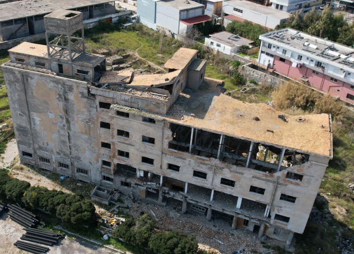 Η μπροστινή όψη