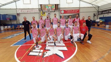 Αλλάζει ο τάπητας στην «τέντα»