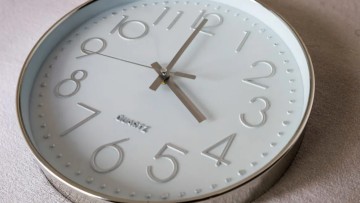 Αλλαγή ώρας 2023: Πότε γυρίζουμε τα ρολόγια μας μία ώρα μπροστά