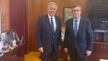 Ο Βασίλης Α. Υψηλάντης με τον υφυπουργό Προστασίας του Πολίτη για τα θέματα αστυνόμευσης στα Δωδεκάνησα