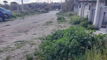 Διαμαρτυρίες από κατοίκους του Ροδινιού για δρόμους, στάθμευση και κλαδέματα