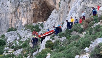 Κάλυμνος: Πετυχημένη επιχείρηση διάσωσης 58χρονου Γερμανού αναρριχητή που τραυματίστηκε