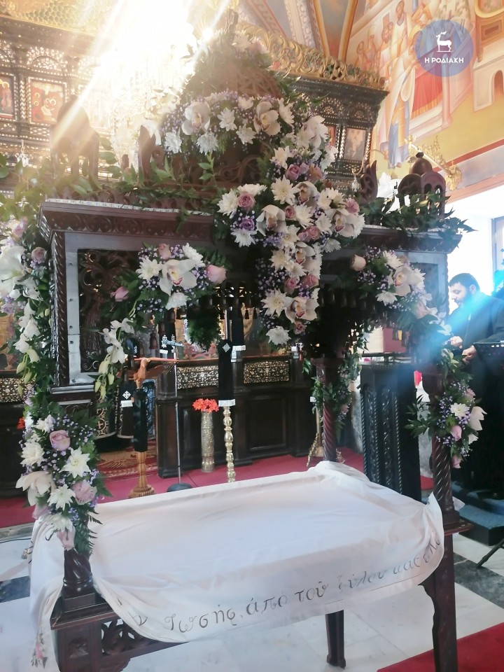 ΑΓΙΟΣ ΝΙΚΟΛΑΟΣ