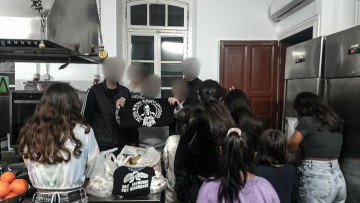 Κοινωνική δράση των φιλάθλων του ΠΑΟΚ στη Ρόδο: Κατέθεσαν τη δική τους προσφορά στο Ορφανοτροφείο