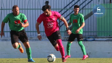 Το τέλος μιας πλούσιας ποδοσφαιρικής καριέρας ανακοίνωσε ο Δήμος Παπαοικονόμου