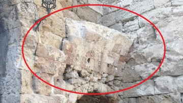 Κίνδυνος πτώσης τοιχίου στην Παλιά Πόλη
