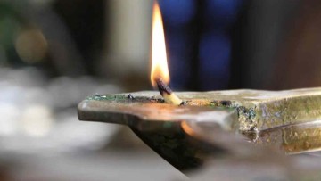Έφυγε από τη ζωή η Βαλασία Παπανικολάου, σύζυγος του πρώην προέδρου του ΙΣΡ