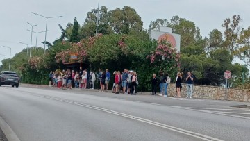 Νίκος Γερονικόλας: "Οι στάσεις γεμάτες κόσμο και τα λεωφορεία αδρανή στο σταθμό"