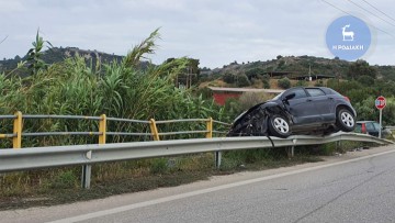 Σοβαρό τροχαίο ατύχημα  4 αυτοκινήτων στη Ρόδο- Σαν από θαύμα βγήκαν από τα οχήματά τους επιβάτες και οδηγοί