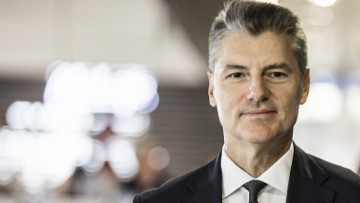 Νέος πρόεδρος του ΣΕΤΕ ο Γιάννης Παράσχης