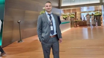 Νίκος Σάρλης: Ο αποκλειστικός αντιπρόσωπος της εταιρείας ROLEX στα Δωδεκάνησα