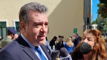 Μ. Κόνσολας: Τραγικό να μην υπάρχει διαθέσιμο ασθενοφόρο σε ένα νησί όπως η Κως- Προτεραιότητα η άμεση ενίσχυση του Τομέα του ΕΚΑΒ