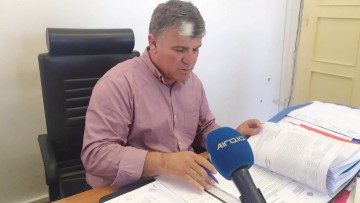 Αν. Σπανός: Έχουν υπογραφεί  αρκετές συμβάσεις για τις παραλίες (βίντεο)