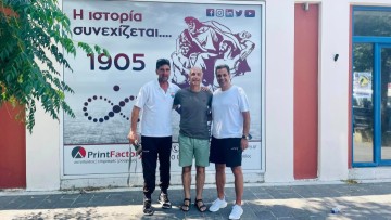 Συγκινητική επίσκεψη Κουρουκερέζη στα γραφεία της ΠΑΕ Διαγόρας