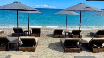 Ανοικτή επιστολή τεσσάρων δημοτικών συμβούλων της Ρόδου για τη λειτουργία των beach bar
