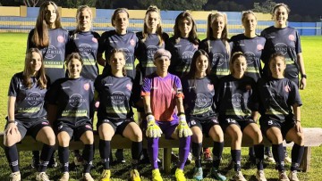 Γυναικείο ποδόσφαιρο: Τέσσερις ανανεώσεις στον Σταυρό