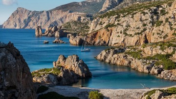 Σαρία: Ένα νησάκι επίγειος παράδεισος για λίγους