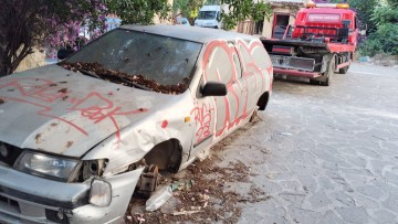 Συνεχίζεται η συγκέντρωση εγκαταλελειμμένων οχημάτων στη Ρόδο