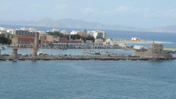 TUI: Ελλάδα ψηφίζουν και το φθινόπωρο οι Αυστριακοί