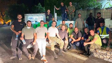 Ρόδος: Οι ήρωες - εθελοντές που συγκίνησαν και συγκλόνισαν με τον αγώνα που έδωσαν  στη φωτιά της Ρόδου
