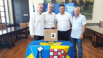 Κάμερα ανίχνευσης φωτιάς παραδόθηκε στον δήμο Ρόδου