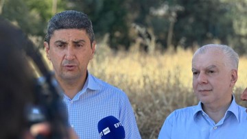 Στη συνεδρίαση του Συντονιστικού Οργάνου στ' Απόλλωνα ο υπουργός Ανάπτυξης Λευτέρης Αυγενάκης και ο πρόεδρος του ΕΛΓΑ Ανδρέας Λυκουρέντζος