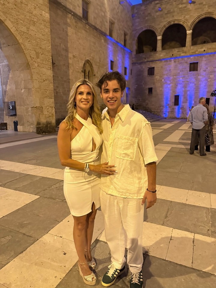 Νίκη Καρπή, Μίλτος Χαρόβας